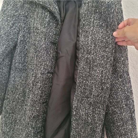 forever 21 Women's 3/4 Length Knit Button Up Coat - Picture 4 of 8